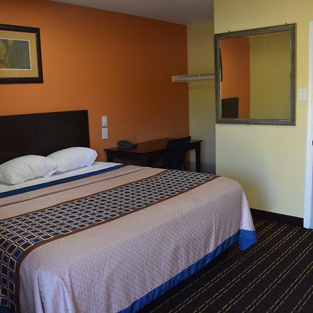 White Oaks Motel Pennsville/Carneys Point Εξωτερικό φωτογραφία