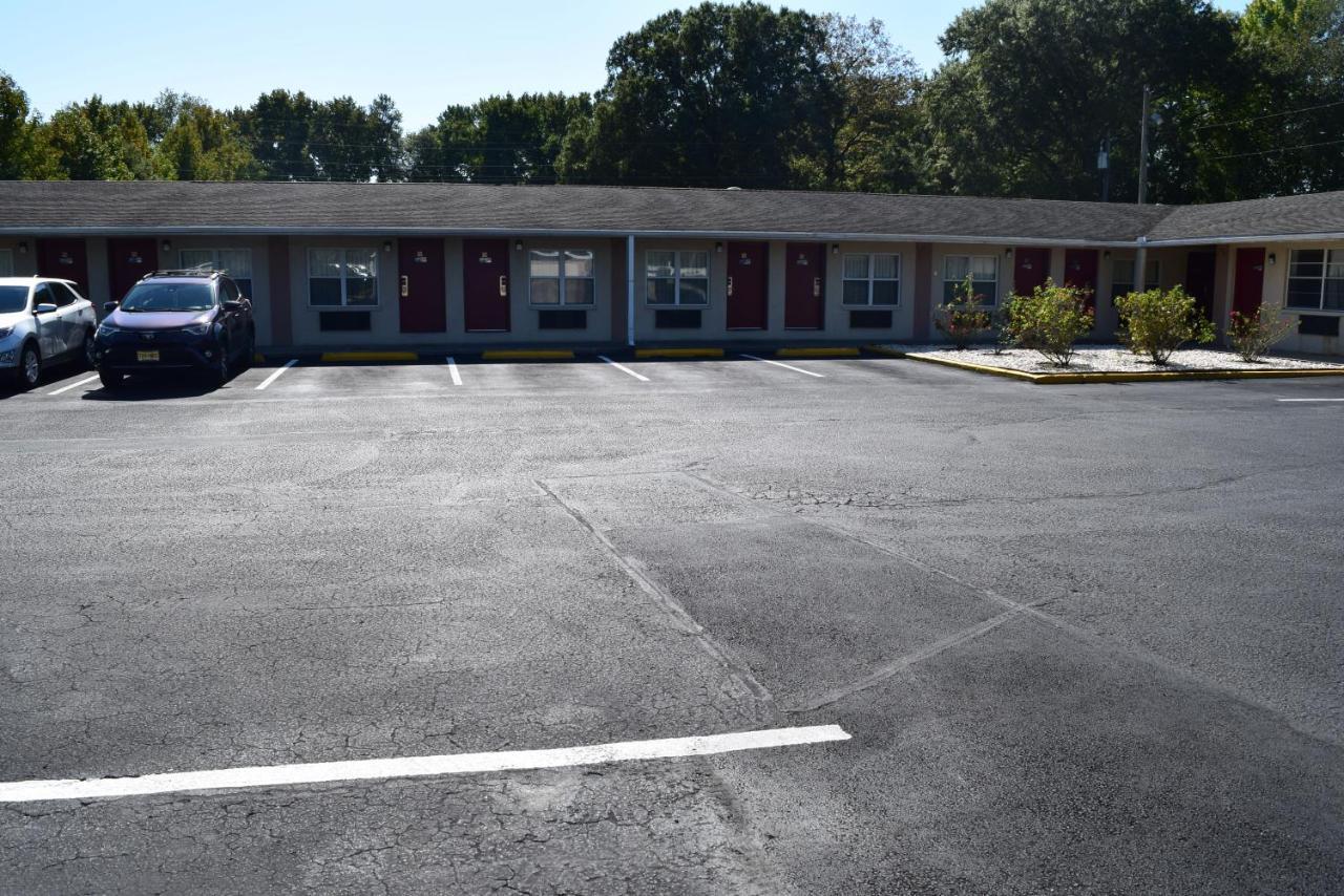 White Oaks Motel Pennsville/Carneys Point Εξωτερικό φωτογραφία
