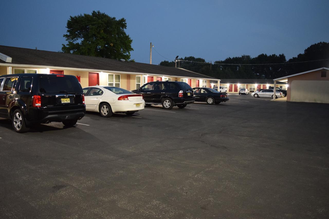 White Oaks Motel Pennsville/Carneys Point Εξωτερικό φωτογραφία